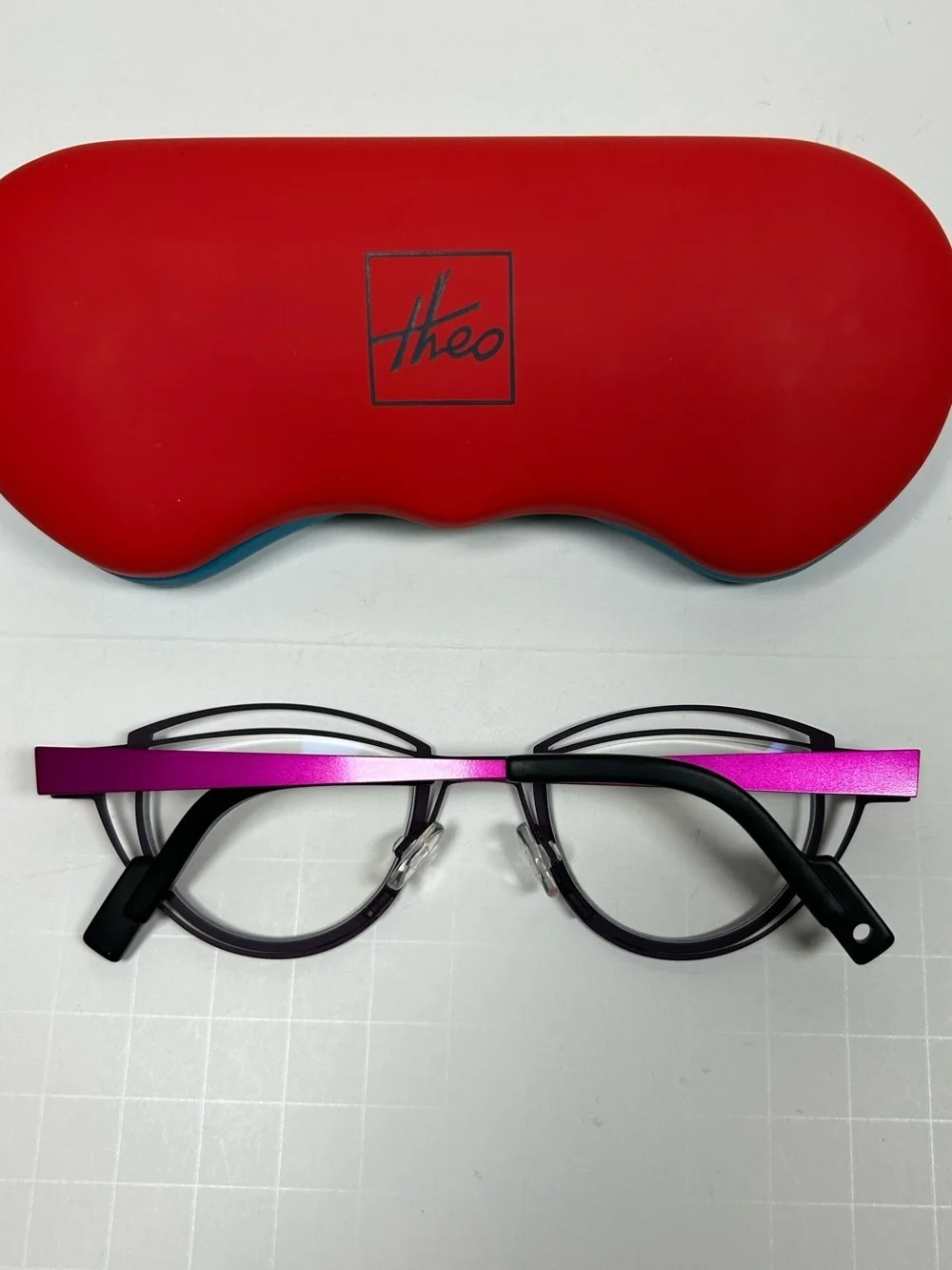 Theo Shape 196 Purple/Magenta Fuchsia/Lila Matte